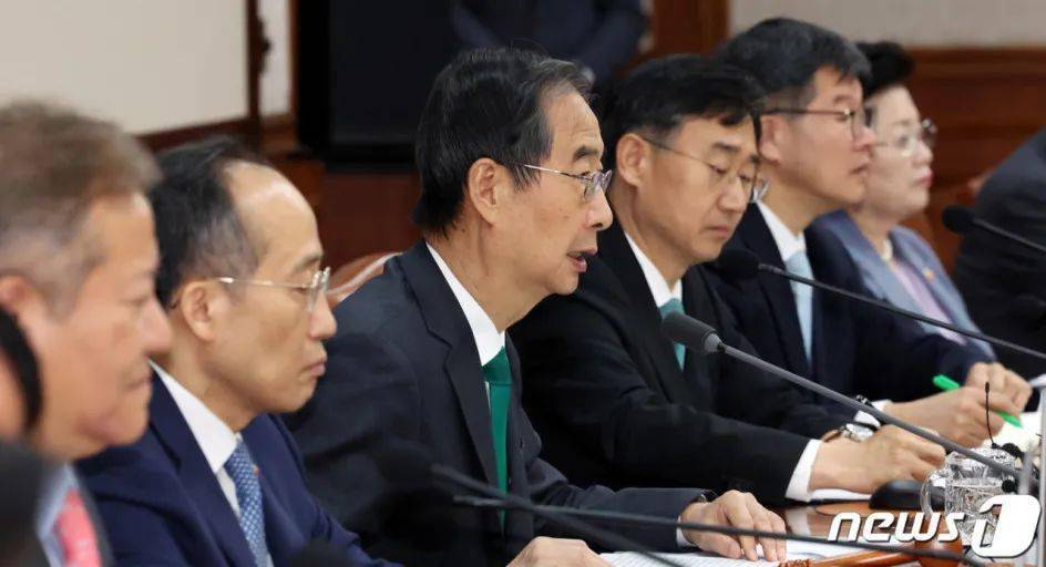 韩史首例！代理总统遭弹劾，财长接掌国家'烫手权柄